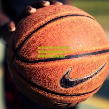 体育足彩网-基德确认戴维斯本周重返训练场，球队谨慎评估恢复进程